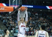 开云官方app入口-关于上海取得胜利，晋级季后赛的信息