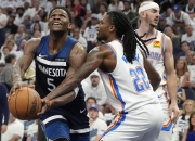 开云官网-雷霆力克爵士，浓眉打破历史纪录的简单介绍