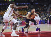 开云体育平台APP-广东队鏖战湖人，锡安高光表现的简单介绍