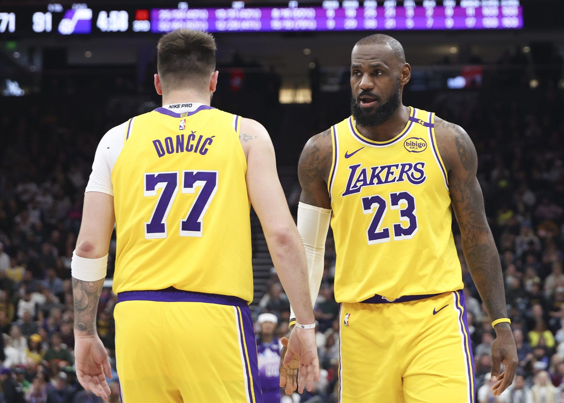 关于湖人球星詹姆斯再次当选当月最佳球员,表现稳定助球队连胜的信息 关于湖人球星詹姆斯再次当选当月最佳球员,表现稳定助球队连胜的信息