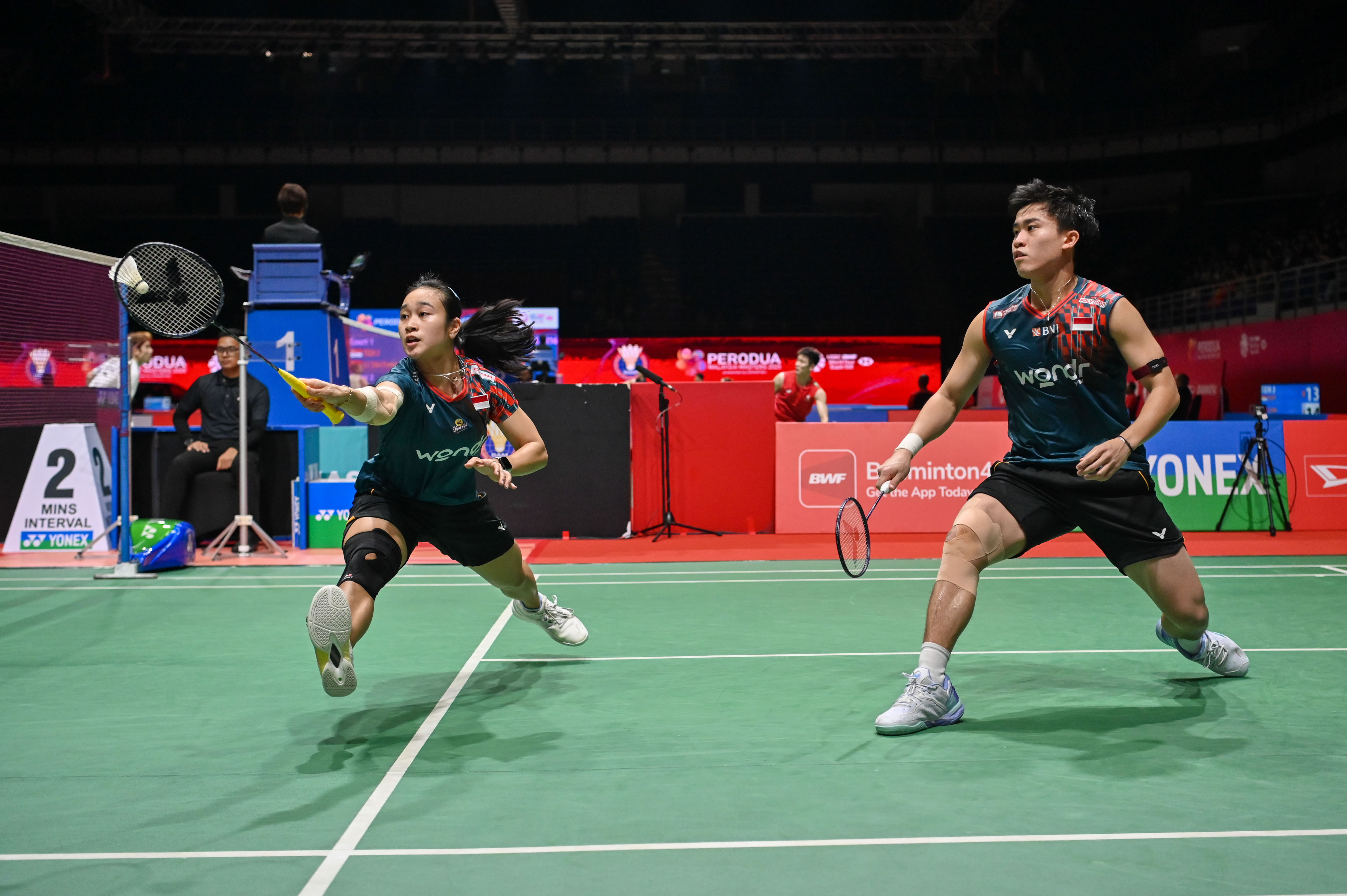 马来西亚羽毛球队鏖战泰国羽毛球队,马琳爆发神勇的简单介绍 马来西亚羽毛球队鏖战泰国羽毛球队,马琳爆发神勇的简单介绍