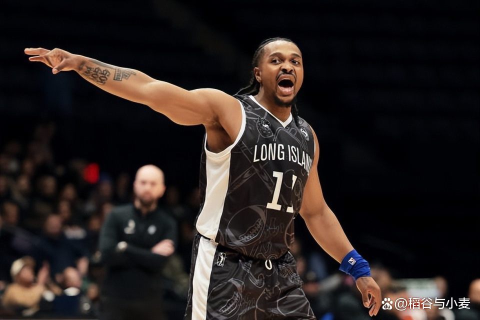 包含篮网B队强势马刺,布克爆发神勇的词条 包含篮网B队强势马刺,布克爆发神勇的词条