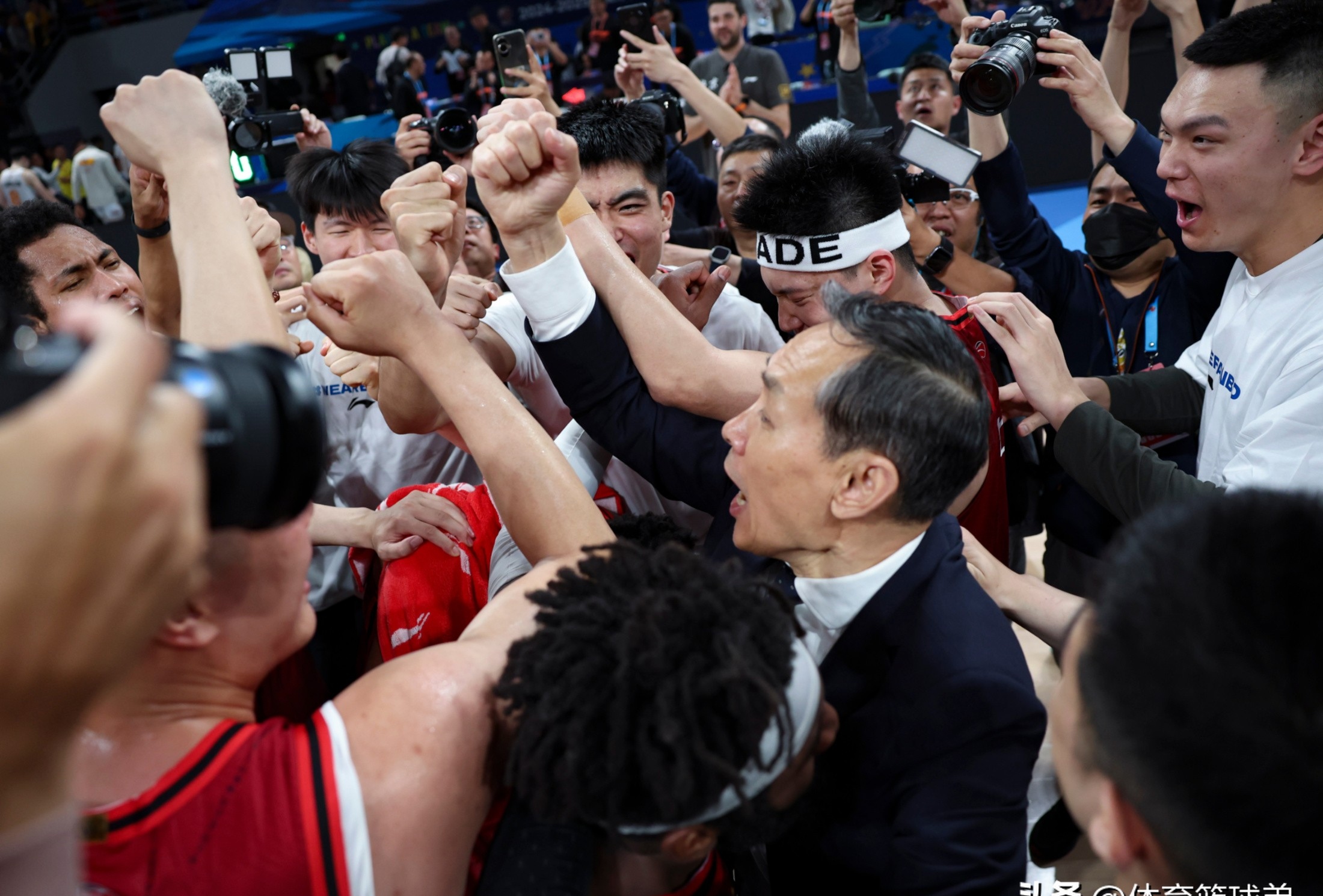 包含运动项目赢家名留青史,现场观众震撼的词条 包含运动项目赢家名留青史,现场观众震撼的词条