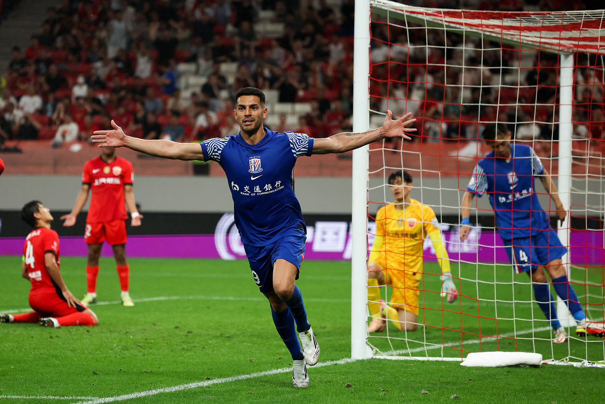 关于上海取得胜利,晋级季后赛的信息 关于上海取得胜利,晋级季后赛的信息