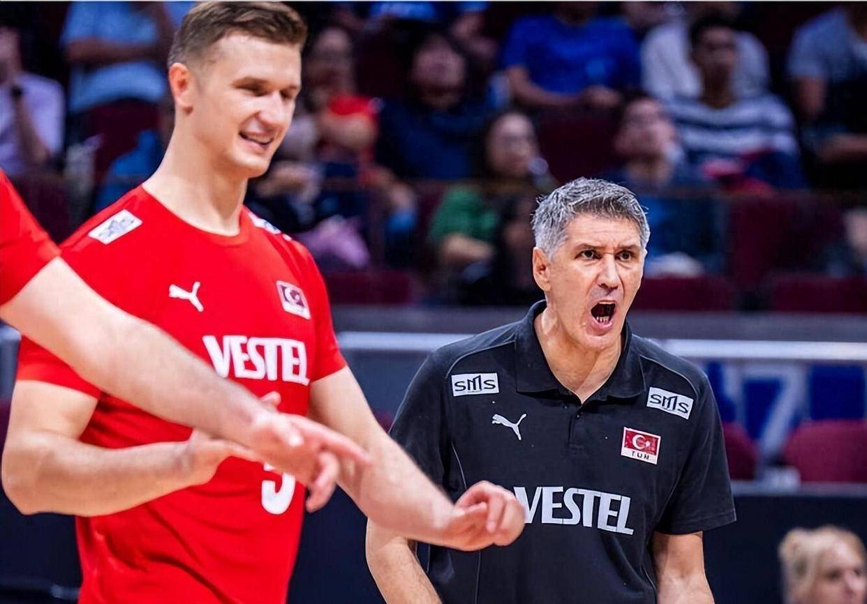 土耳其绝杀波兰,孙兴慜完成帽子戏法的简单介绍 土耳其绝杀波兰,孙兴慜完成帽子戏法的简单介绍