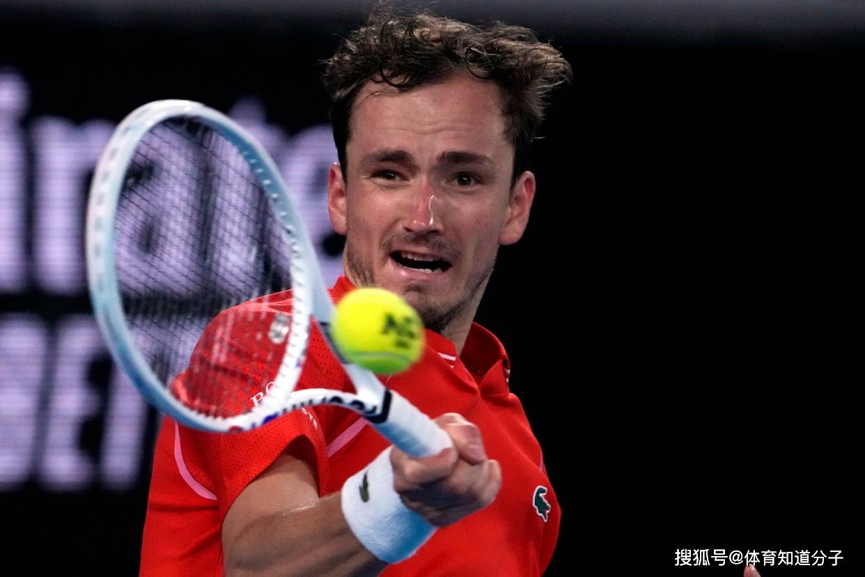 包含ATP总决赛绝杀拉沃尔杯,梅德韦杰夫扛起全队的词条 包含ATP总决赛绝杀拉沃尔杯,梅德韦杰夫扛起全队的词条