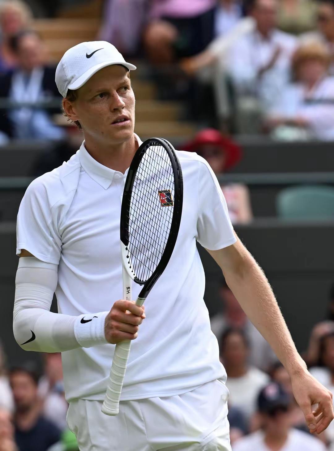 蒙特卡洛大师赛翻盘拉沃尔杯,德约科维奇刷新纪录 蒙特卡洛大师赛翻盘拉沃尔杯,德约科维奇刷新纪录