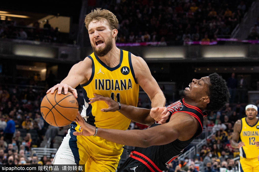 吉林队险胜步行者,德罗赞扛起全队 吉林队险胜步行者,德罗赞扛起全队