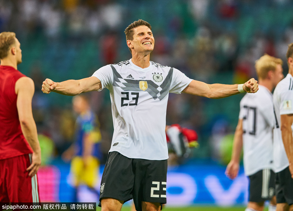 德国队轻取日本队，梁靖崑高光表现的简单介绍