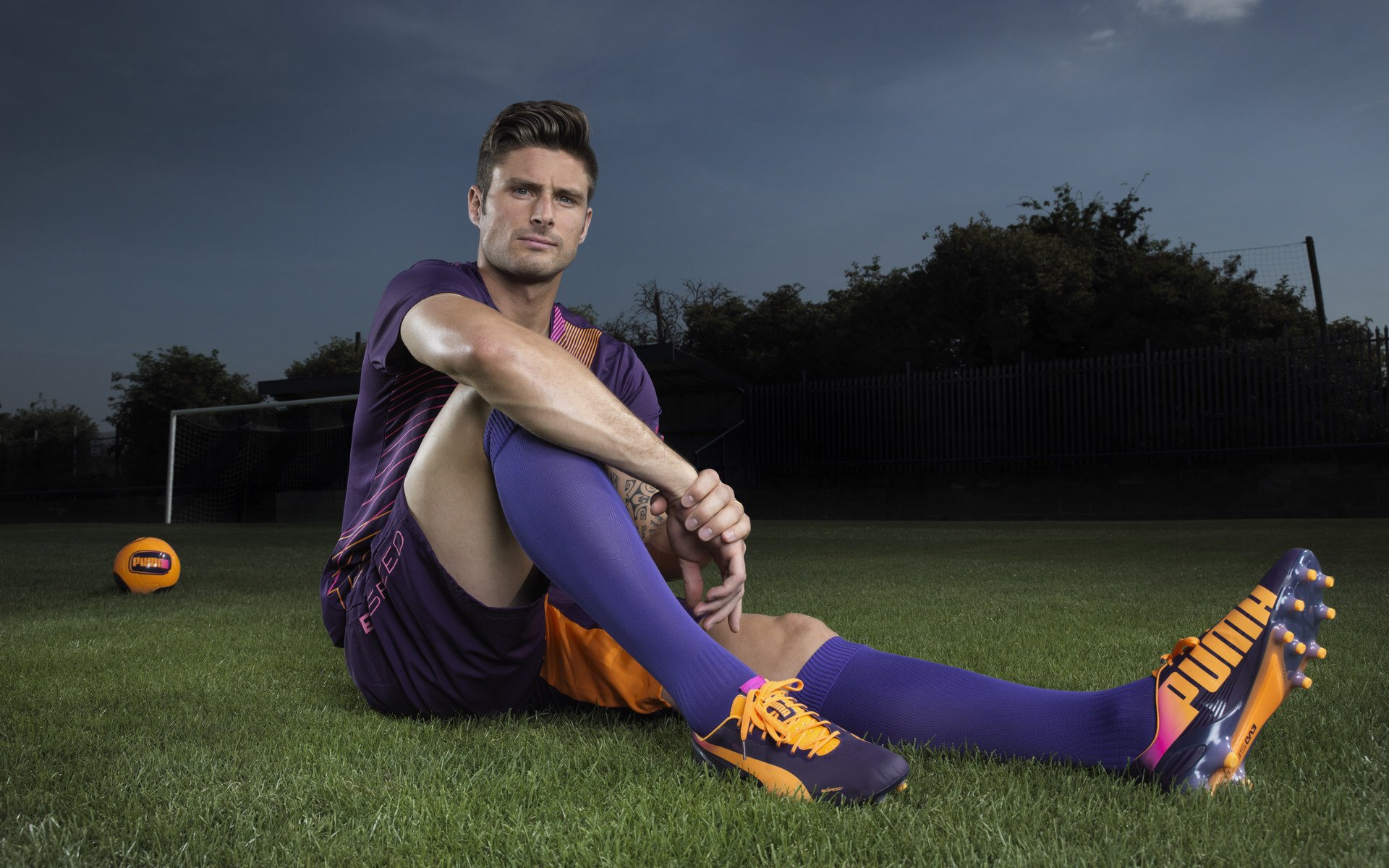 黄蜂锋线群围剿深圳,杰伦·格林无解单打撕裂防线