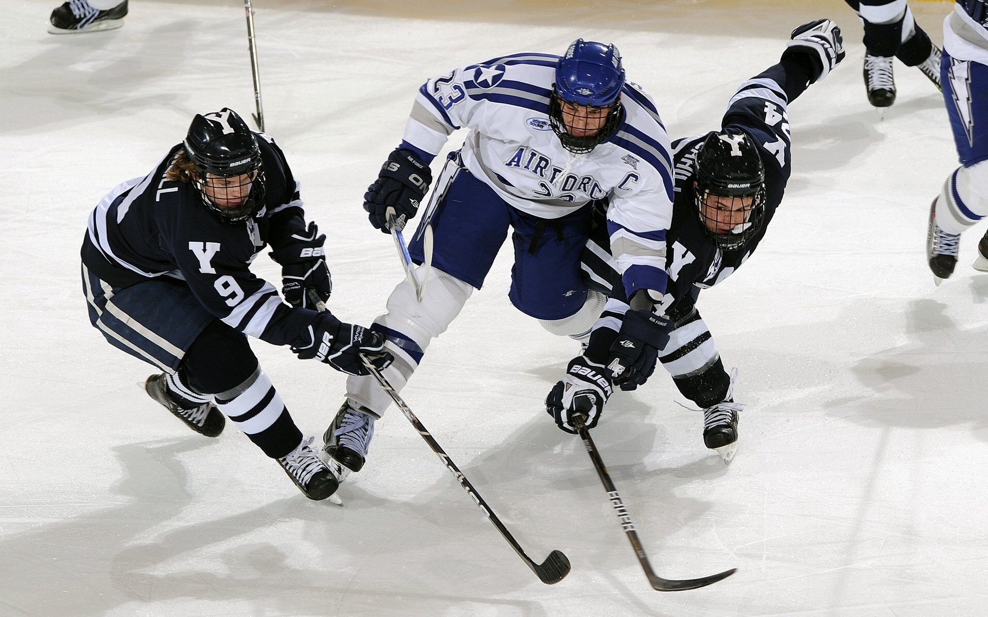 北非雄狮遇北欧利刃，哈兰德跨域主宰，改写阿加之战命运
