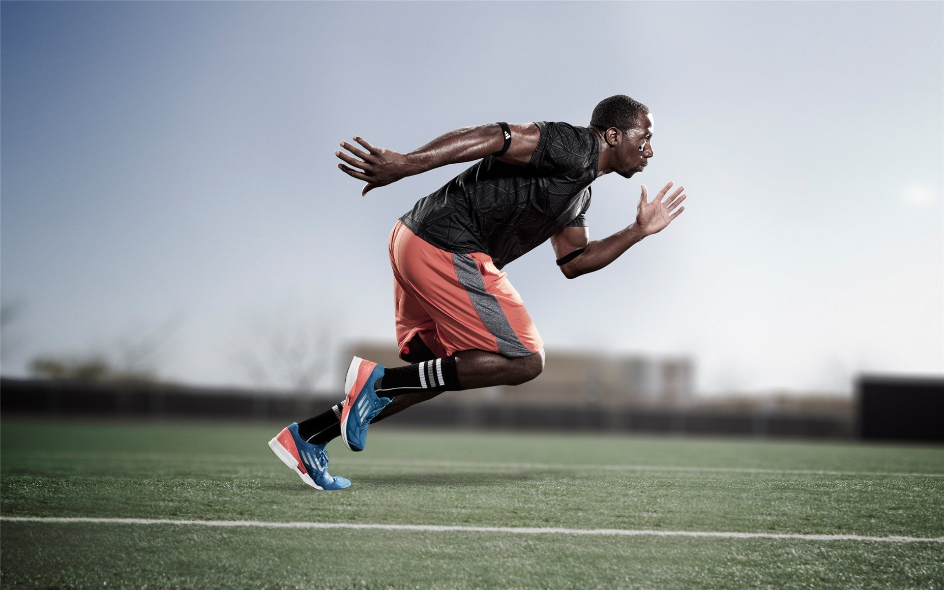 米切尔临危受命成关键先生,湖人末节一波流带走勇士