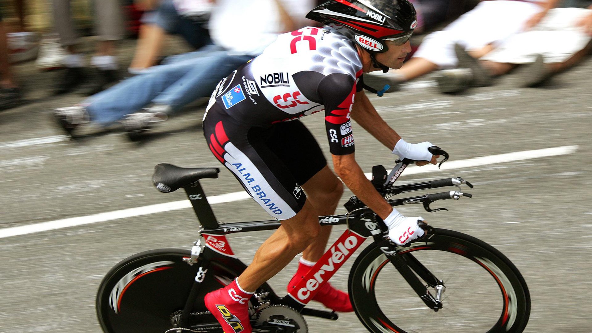 当东方铁壁遇上休城火焰，塔图姆攻防两端的统治艺术