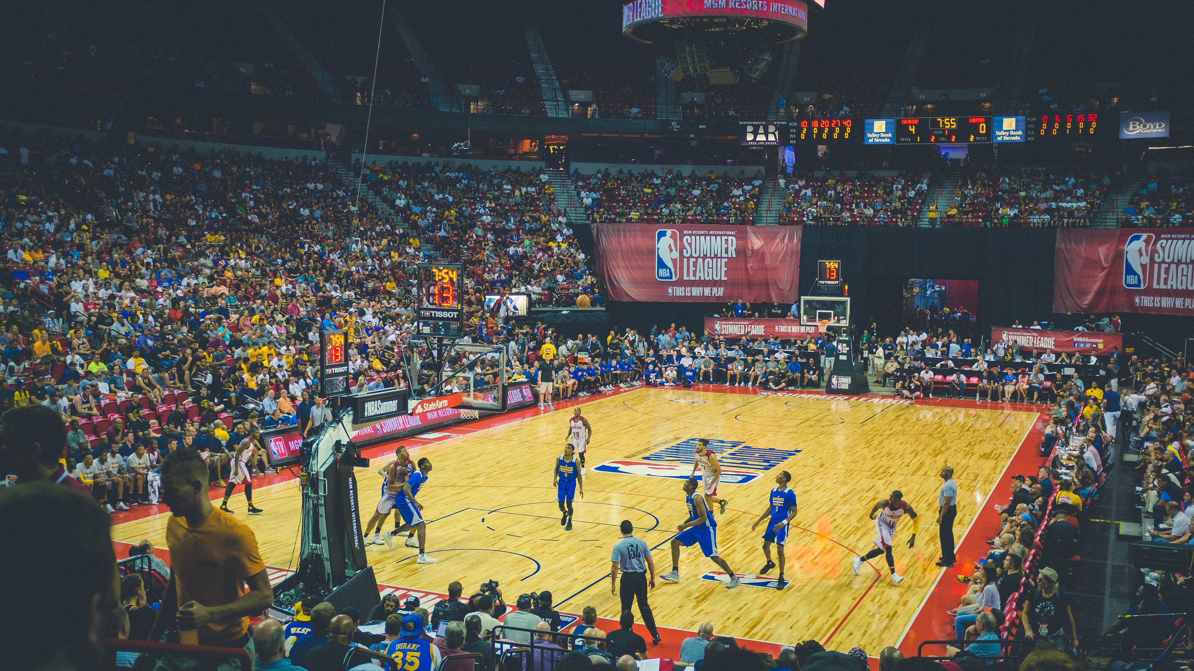 篮网对阵黄蜂，福克斯赛后评分拉满，一场定义个人价值的比赛