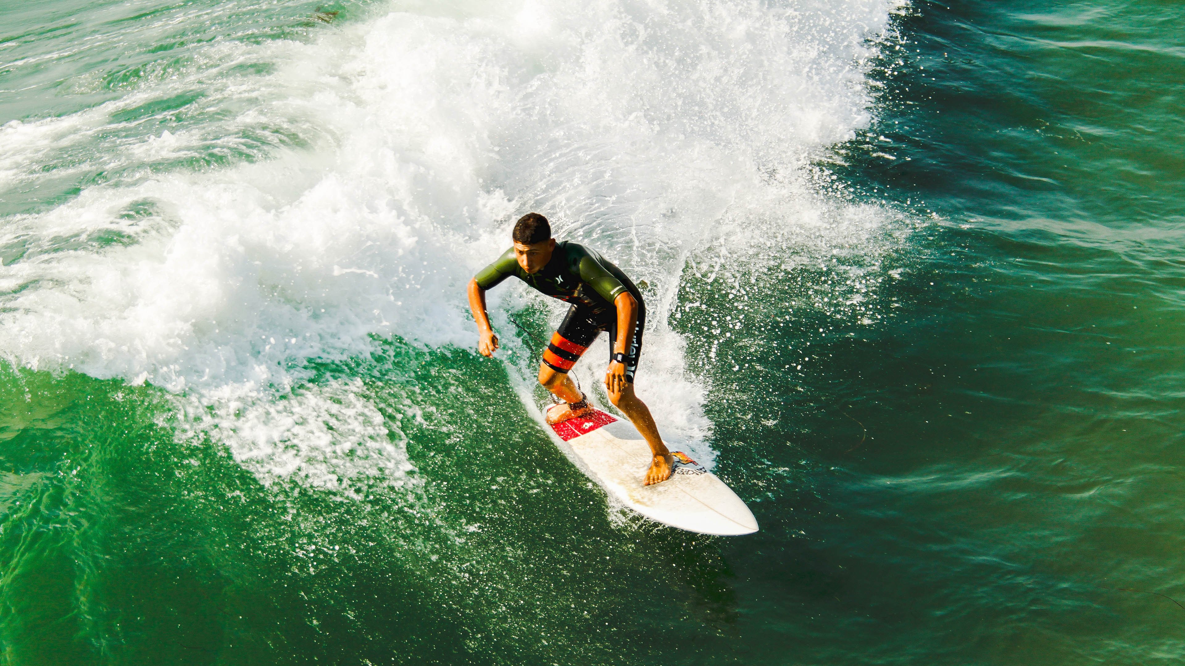 那不勒斯击败法国，德布劳内焦点战中的王者证明