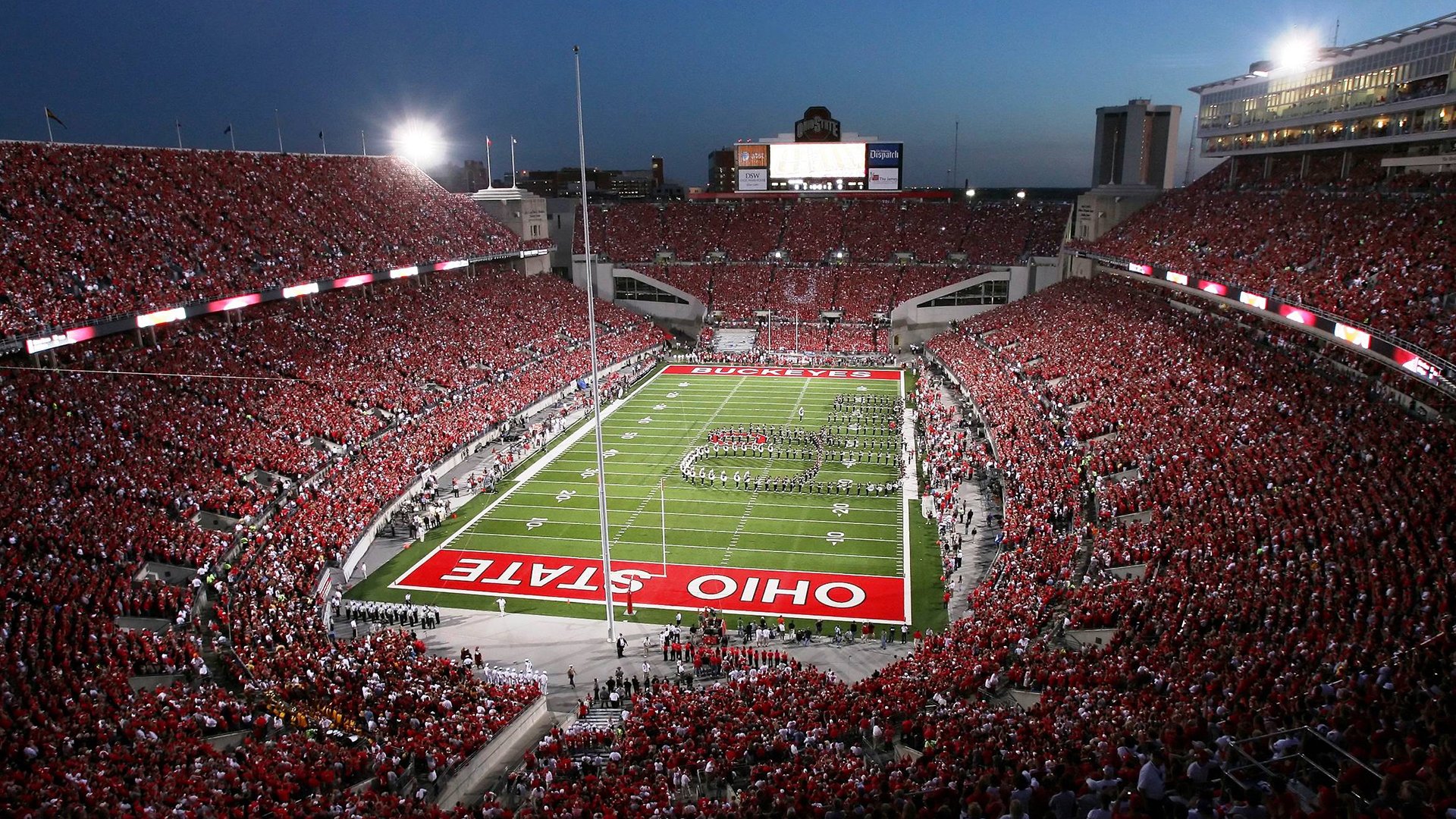 威廉姆斯绝地翻盘，周冠宇惊艳四座—F1银石赛道见证历史性逆转